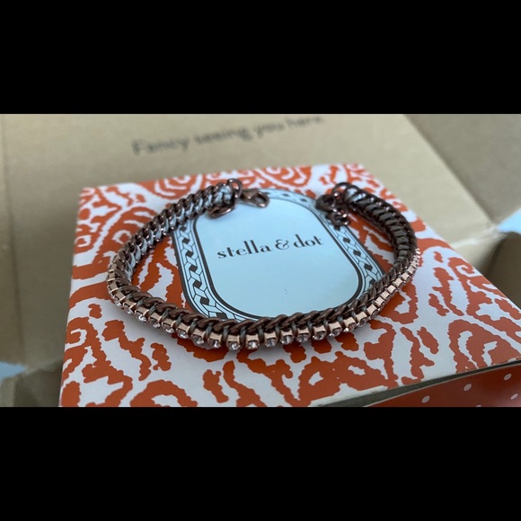 Stella and Dot copper cupchain curb bracelet - Picture 6 of 7
